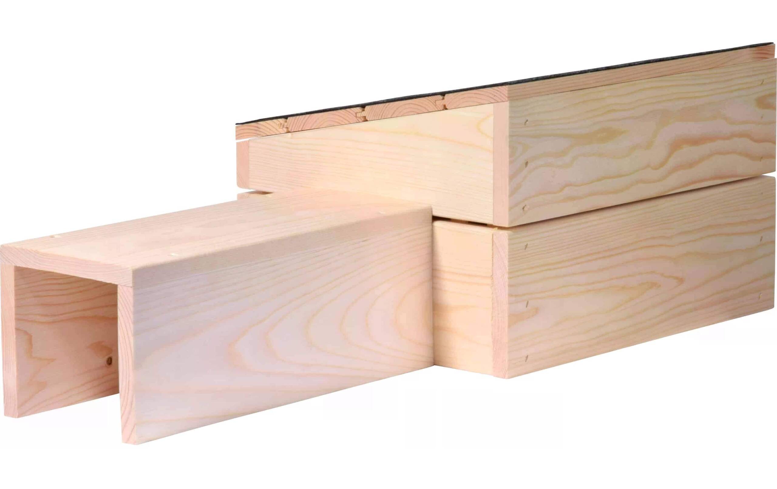 dobar Igelhaus m. Eingang mit schwarzem Bitumendach