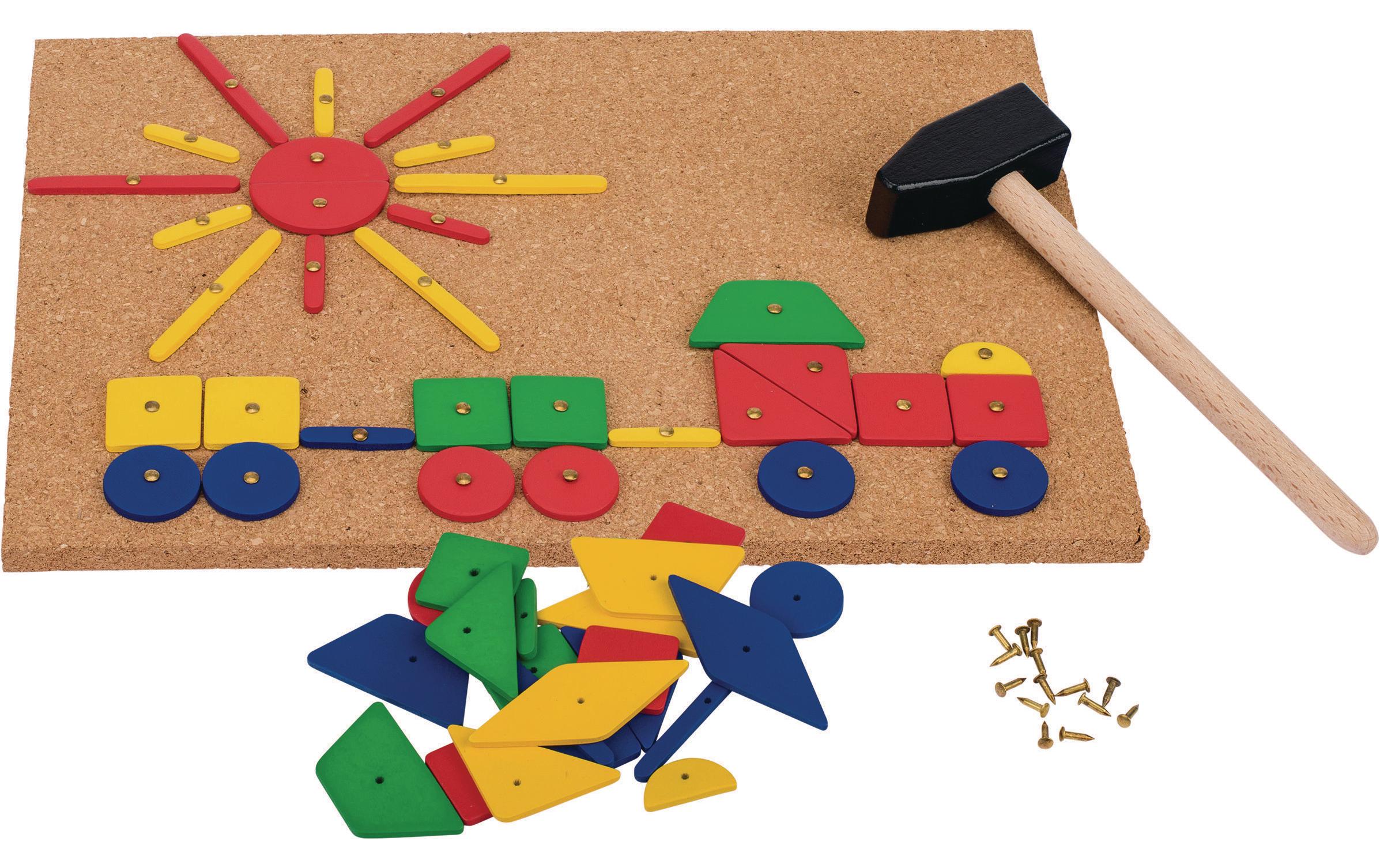 Hammerspiel XXL A4 Korkplatte, 100 Holzplättchen, 110 Näge